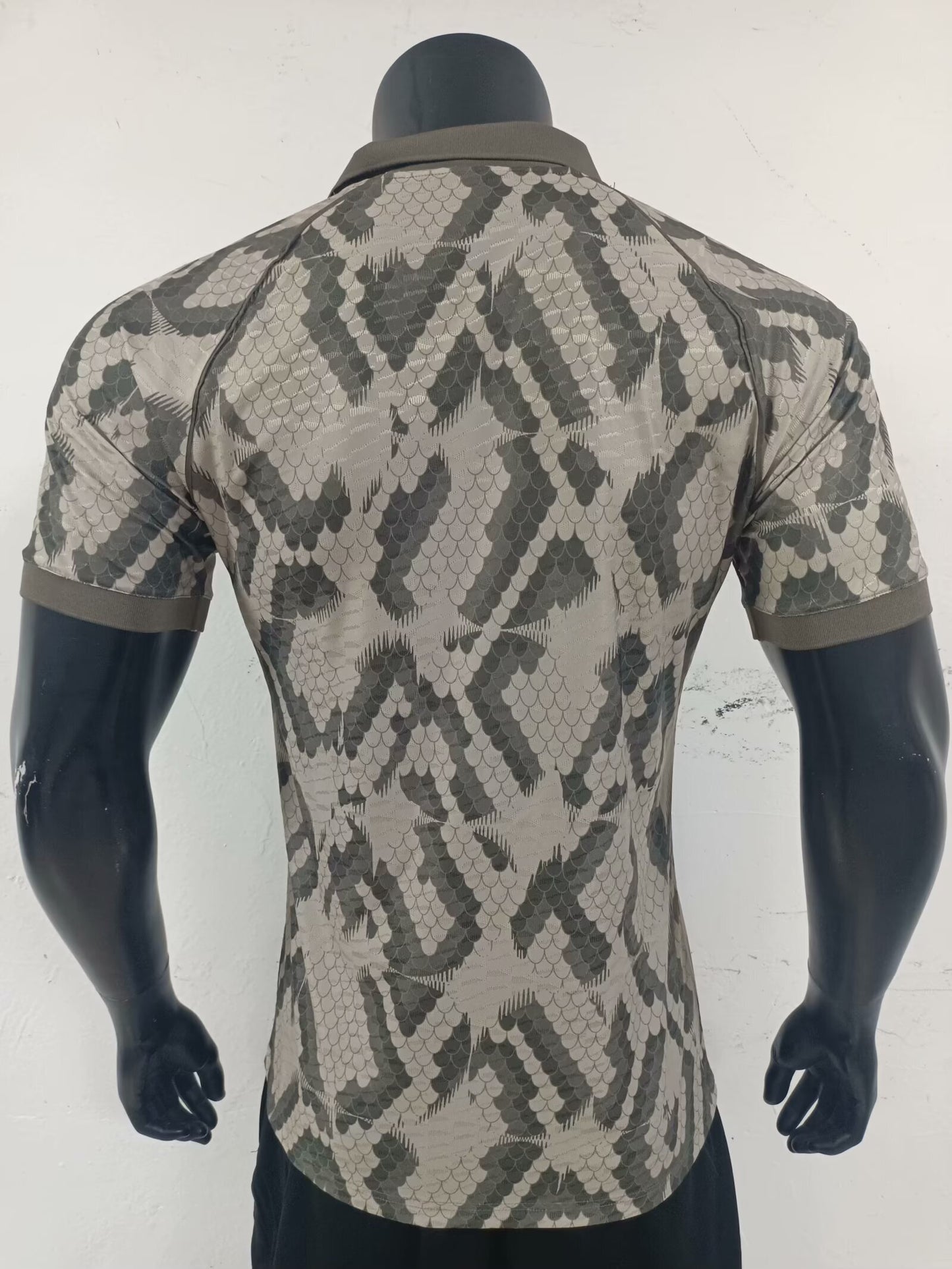 Bayern München New Polo Neck Polokragen Tshirt