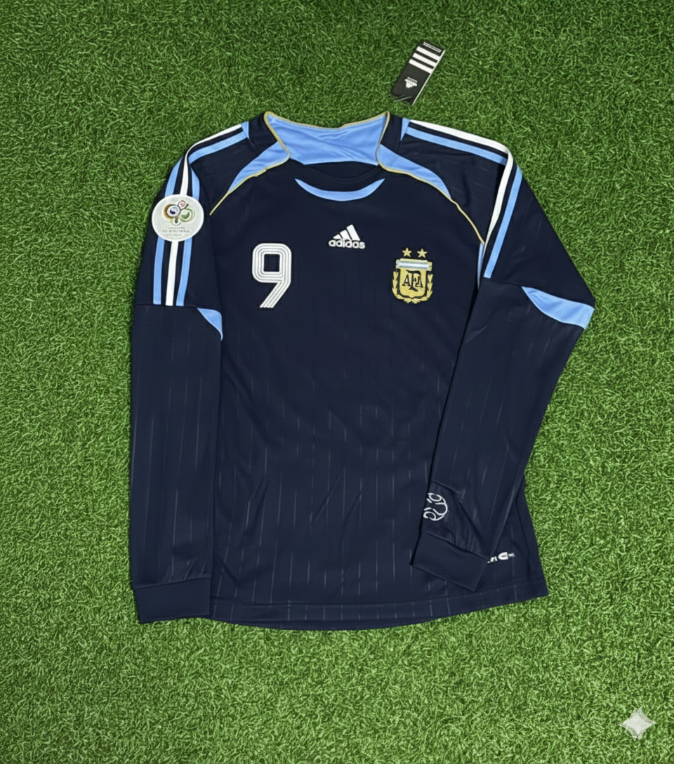 Hernan Crespo Argentina 2006 World Cup Long Sleeve Retro Football Jersey Kit