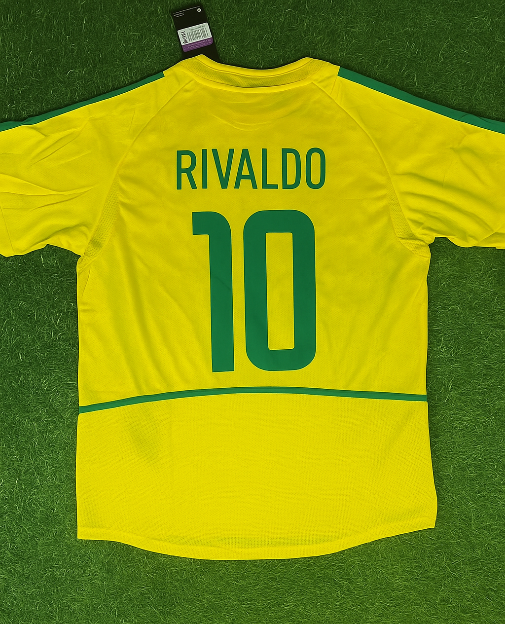 20250625_0119_RivaldoJerseyDis