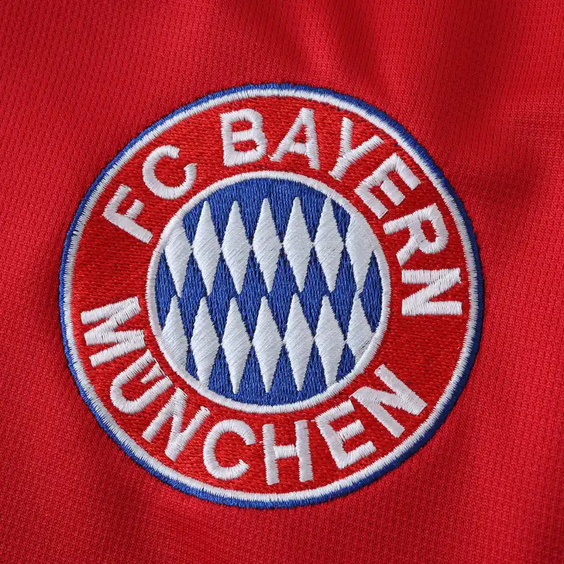 FC Bayern München 2002/2003 Season Home Red Retro Jersey