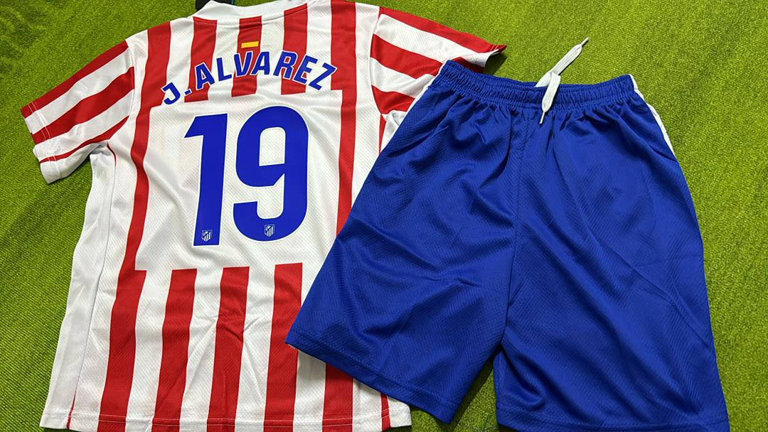 Julian Alvarez Atletico Madrid Home Neue Saison Trikot Fußballtrikot