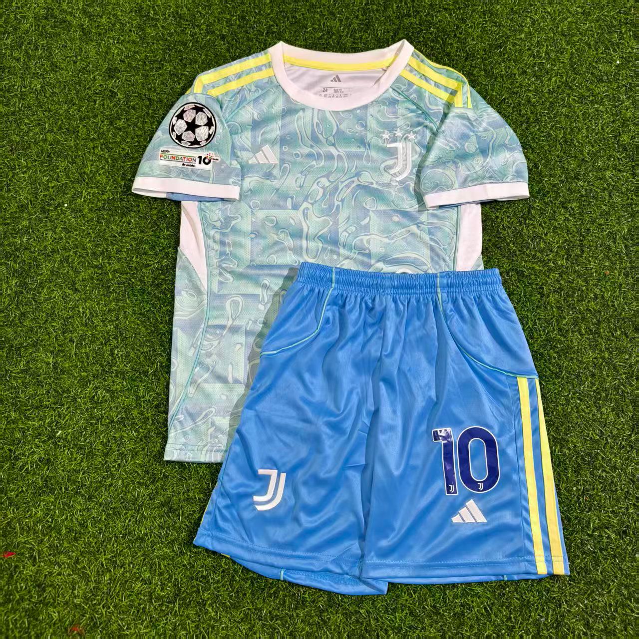 Kenan Yildiz Juventus Kids Away New Season 2026 Jersey Trikot