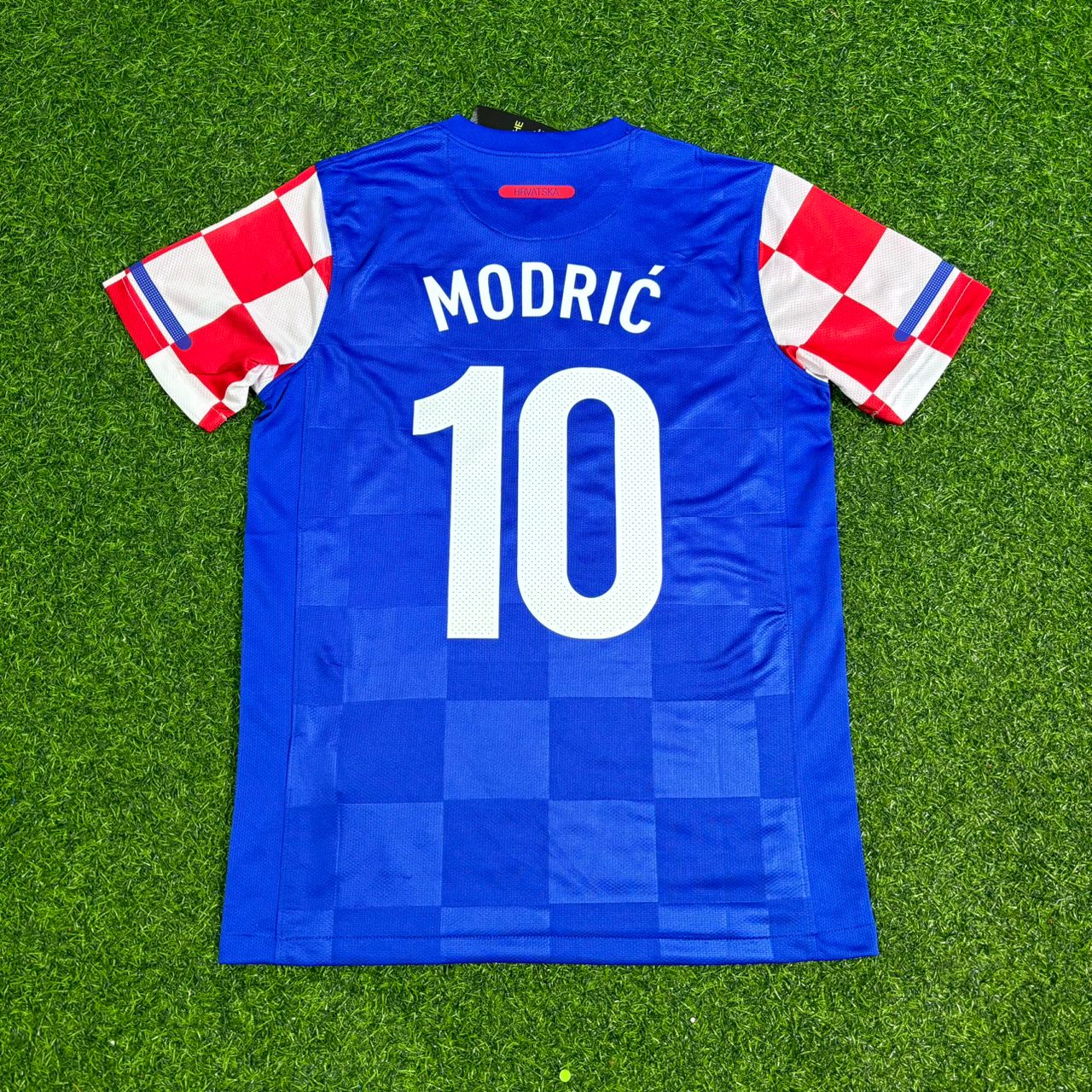 LukaModricCroatia2010-