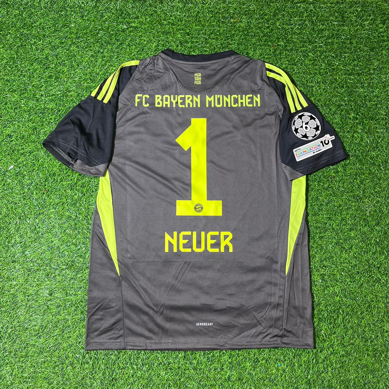 Manuel Neuer Bayern Munich Black Goalkeeper CL Football Trikot Jersey