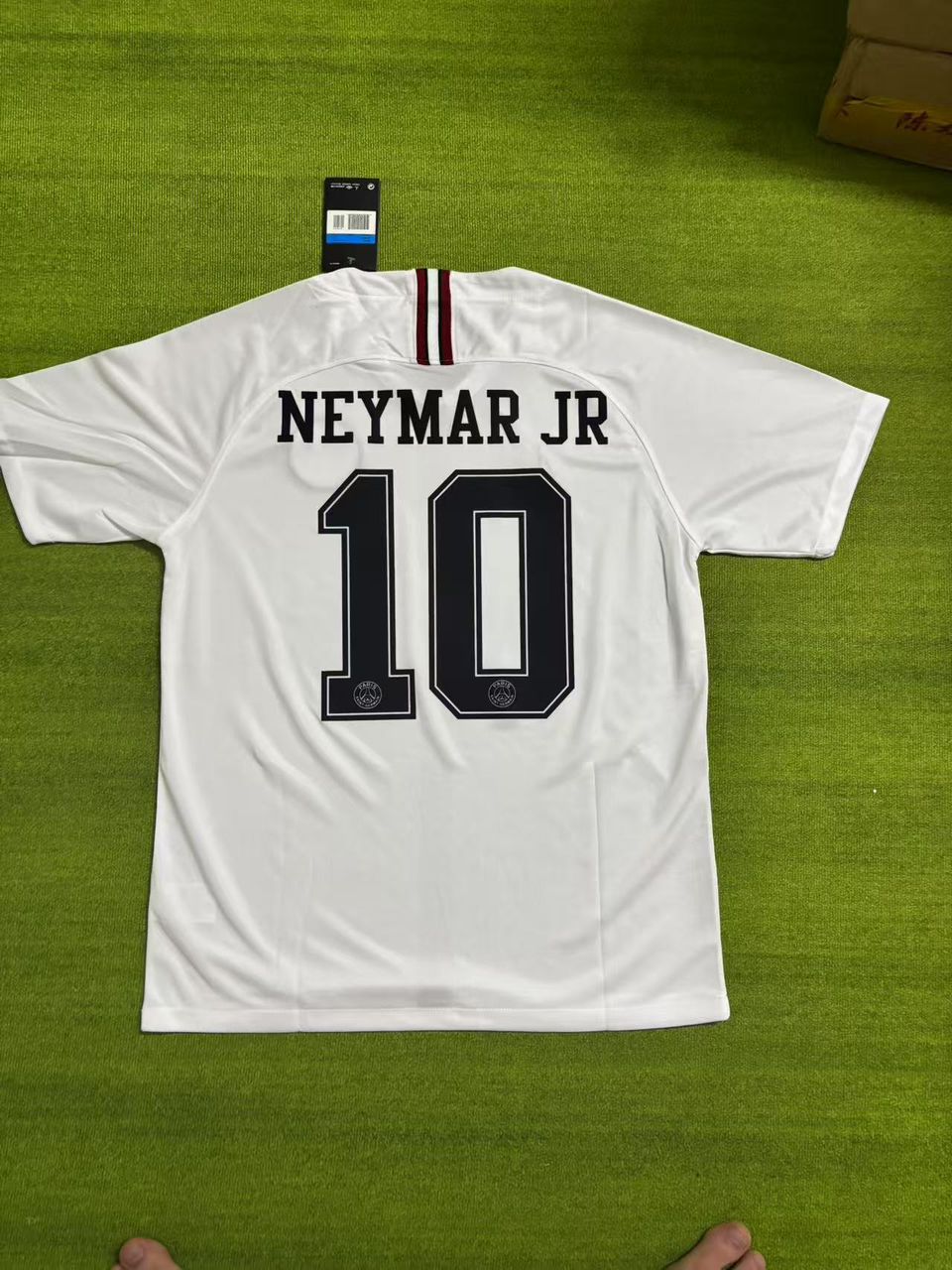 Neymar Jr 2018-2019 White Retro Kit Jersey – | Trikot | Maillot
