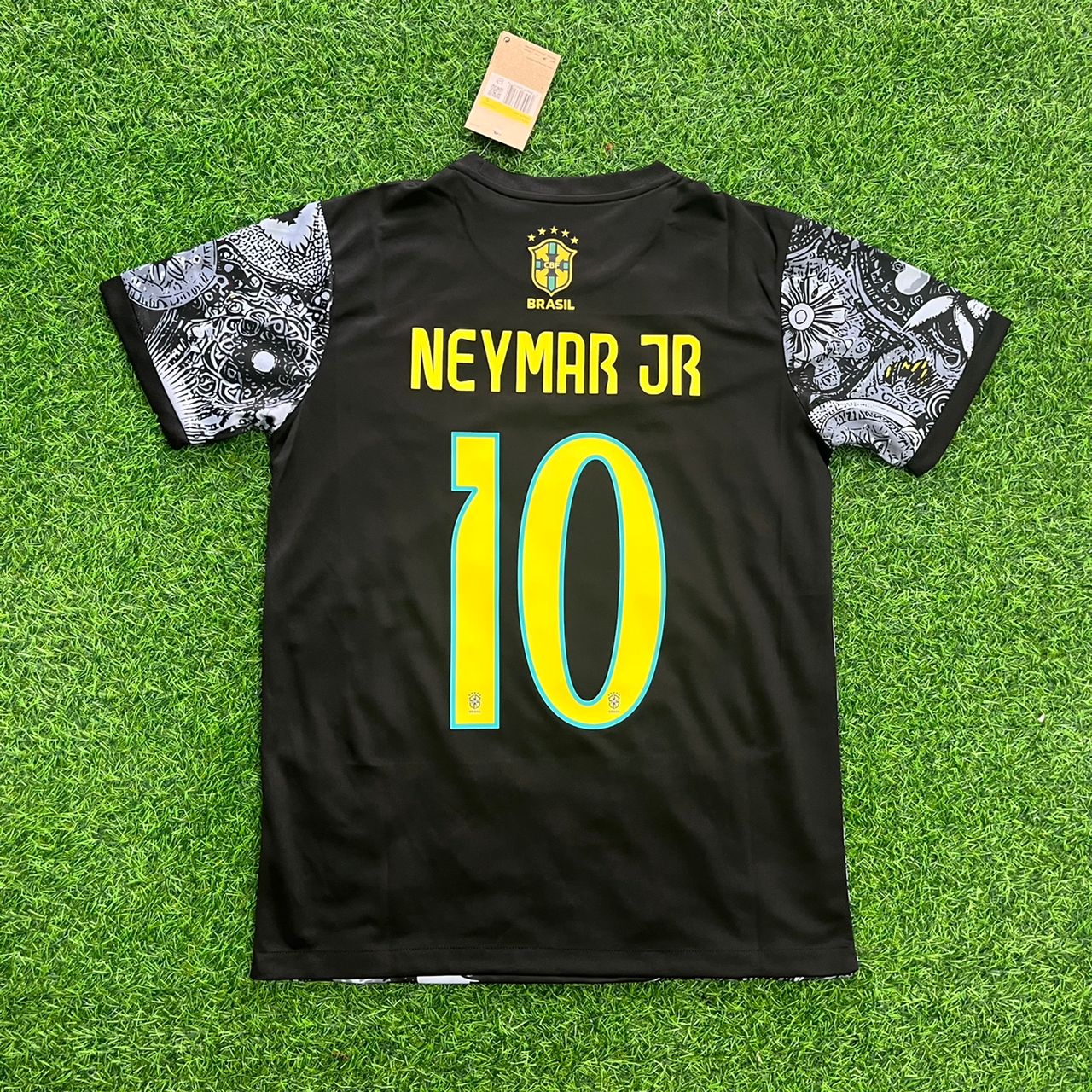 NeymarJrBrazilIconicRetroFootb
