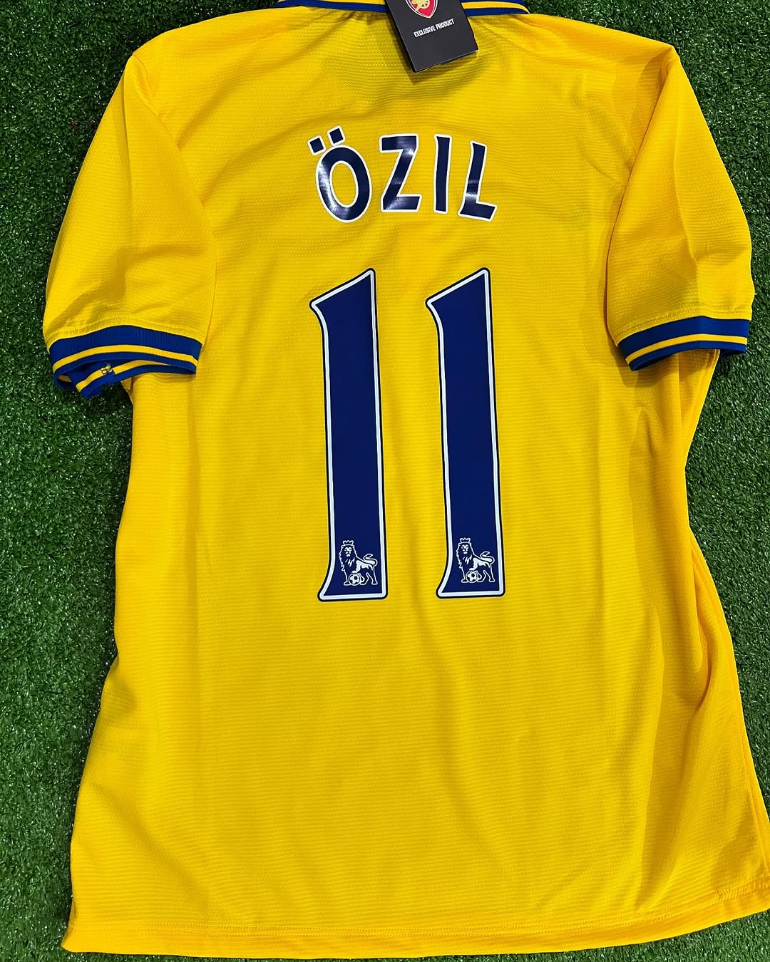 Mesut Özil – Arsenal 2013/2014 Yellow Retro Kit Jersey Trikot Maillot