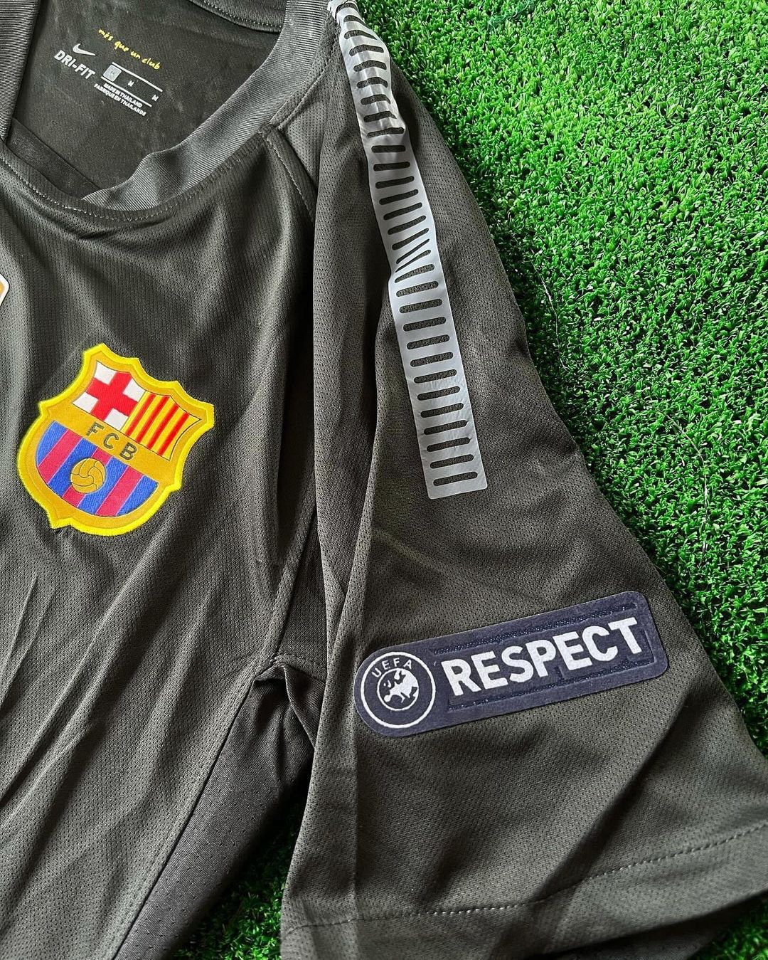 Cesc Fabregas Black Barcelona 2011/12 Retro Kit Shirt Jersey Trikot Maglia