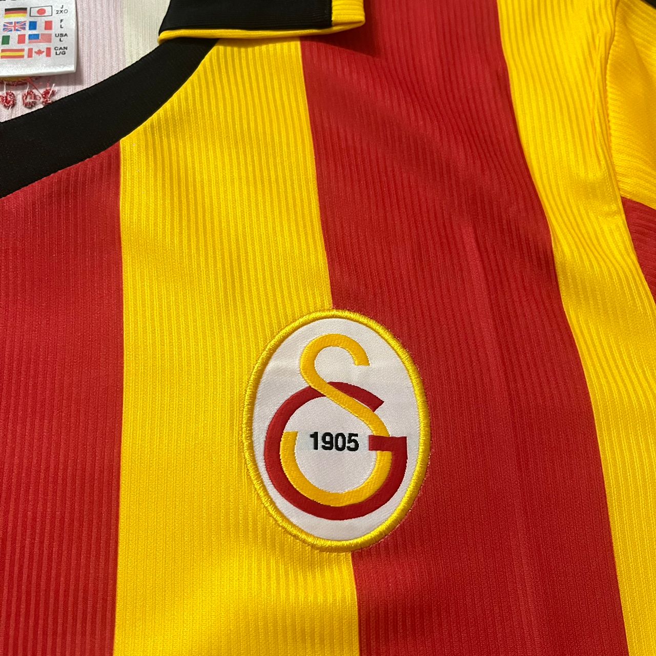 Viktor Osimhen Galatasaray UEFA 2000 Retro Nostalji Formasi Football Home Trikot Jersey Maillot