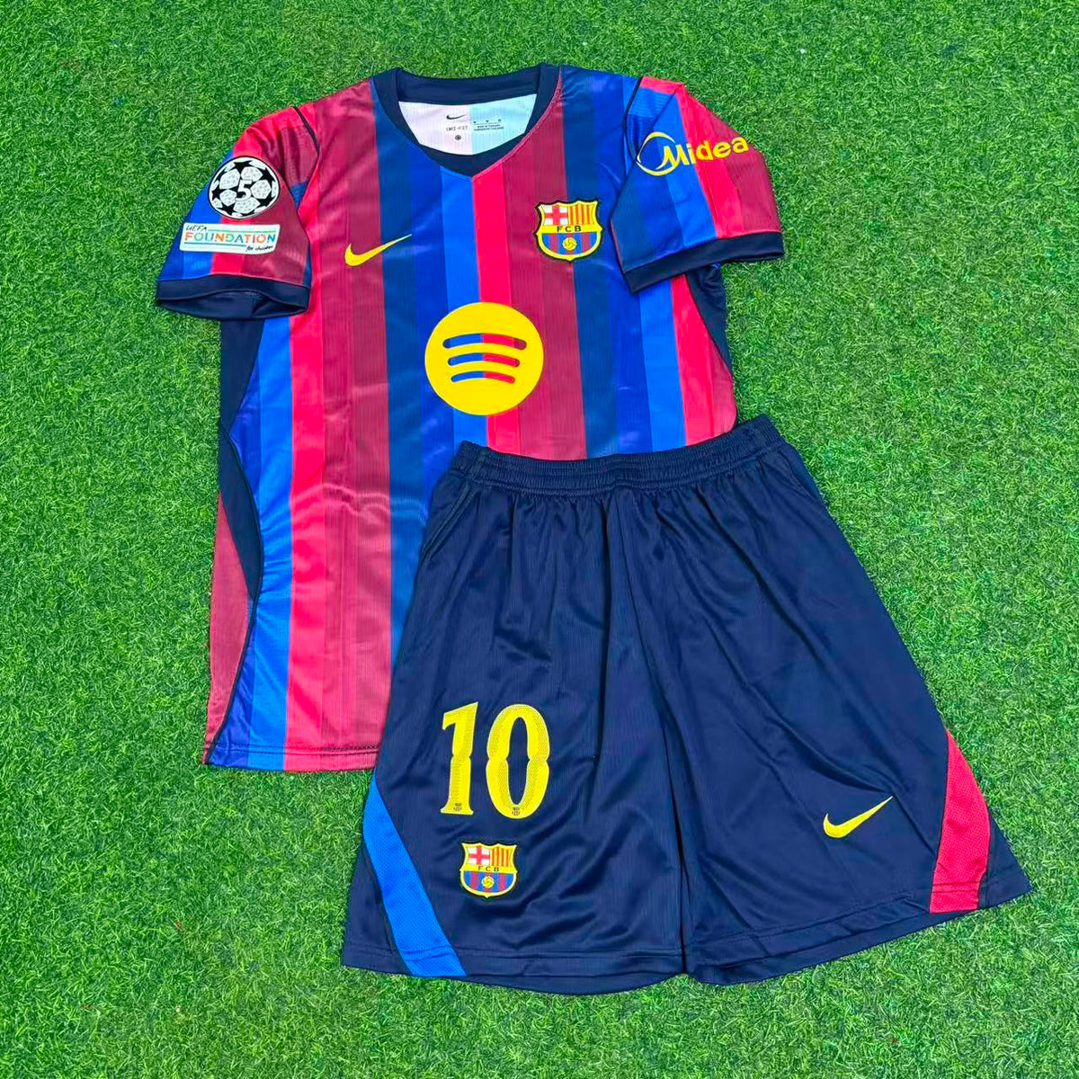 Lamine Yamal #10 Barcelone 2027 Nouvelle Saison Patch Ligue des Champions Maillot Domicile Trikot Maillot de Foot