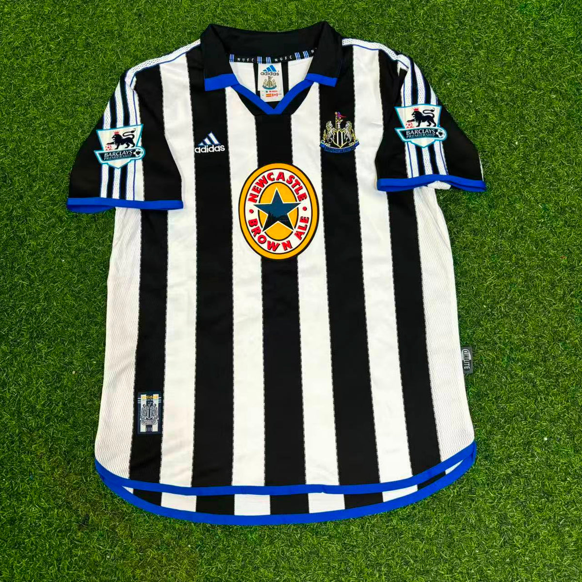Alan Shearer #9 Newcastle United Kids Retro Trikot Kit Jersey Soccer Shirt