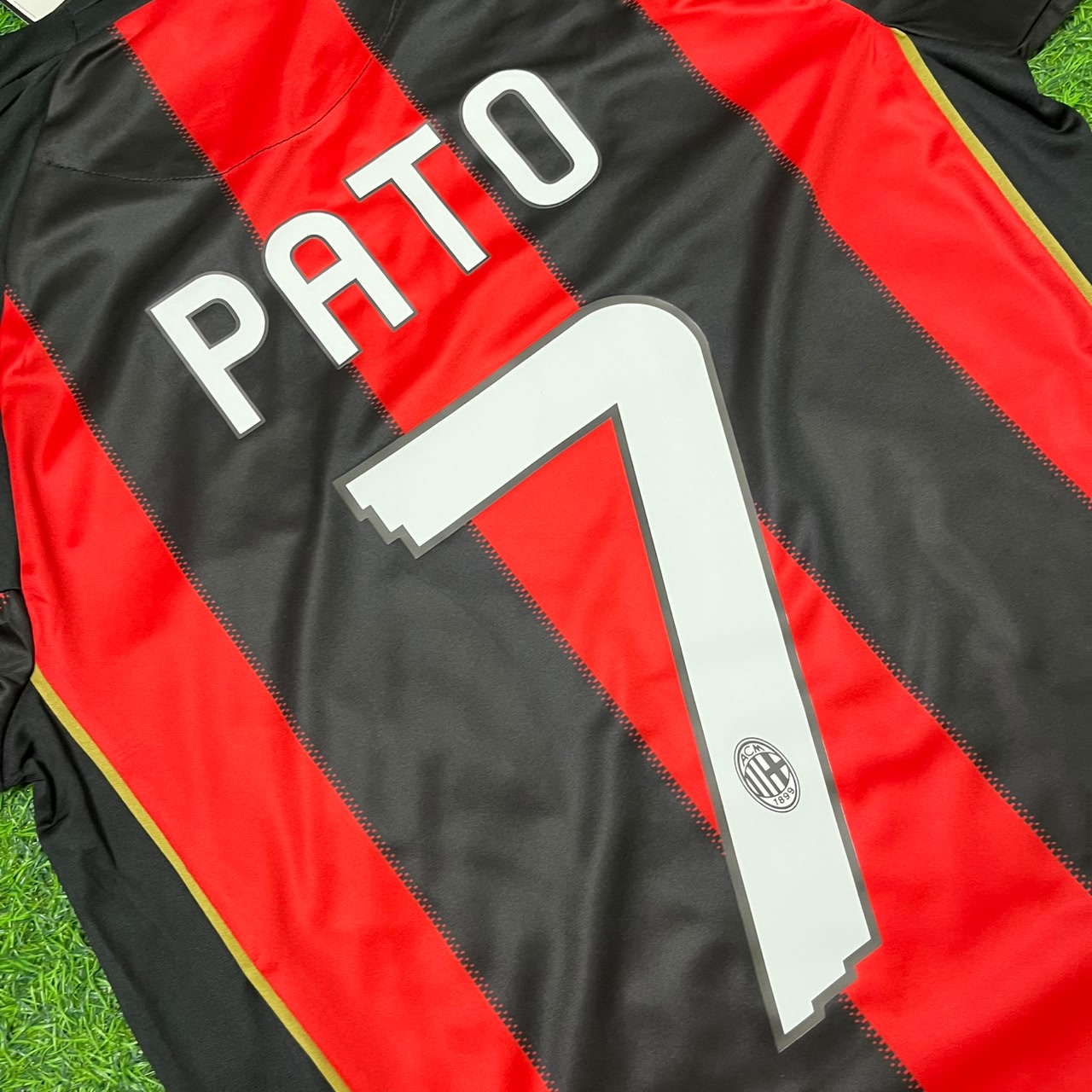 Alexandre Pato AC Milan 2010-2011 Home Long Sleeve Retro Football Jersey