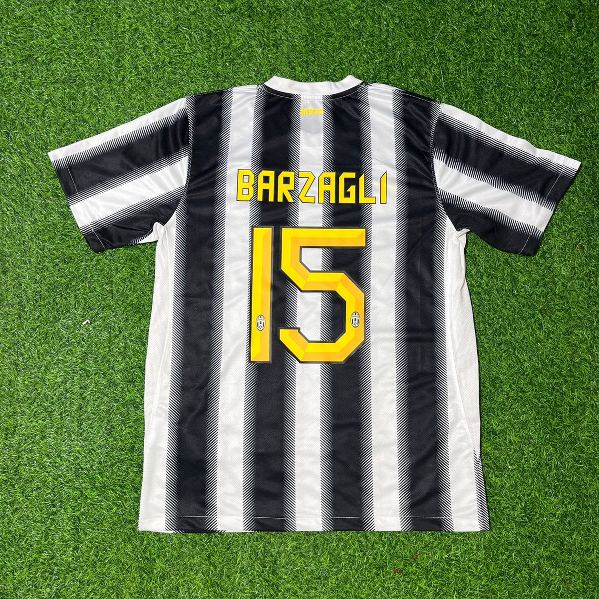 Andrea Barzagli Juventus Home 2011 2012 Season Retro Jersey Trikot
