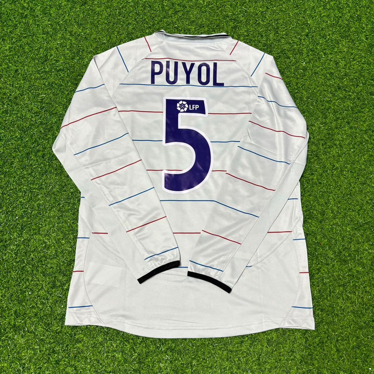 Carles Puyol #5 Barcelona 2003 2004 Away Long Sleeve Retro Football Jersey Kit