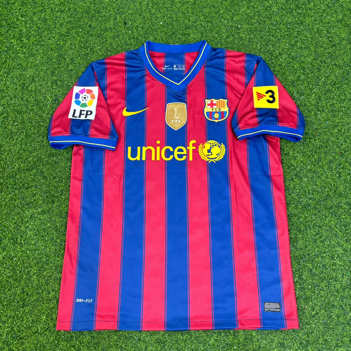 Carles Puyol 5 - Barcelona Home 2009/2010 Retro Kit Jersey Maillot Trikot Soccer Shirt