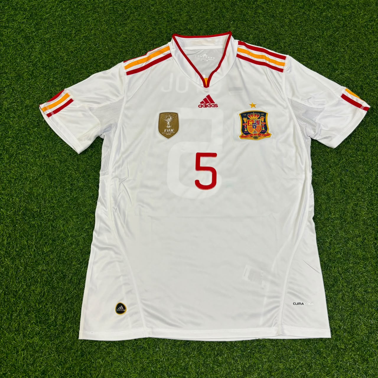 Carles Puyol Spain 2011 Season White Retro Football Jersey