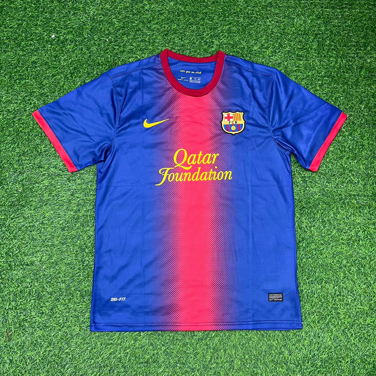 Cesc Fabregas Barcelona 2012-2013 Home Retro Football Jersey