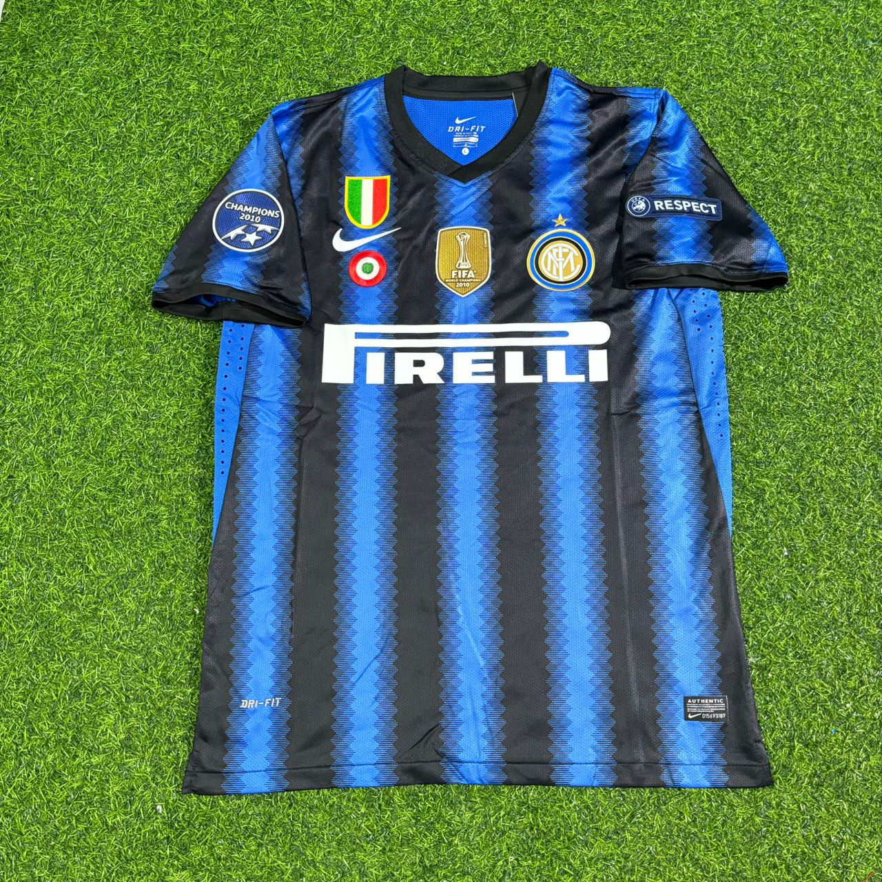 Cristian Chivu Inter 2011-2012 Football Jersey