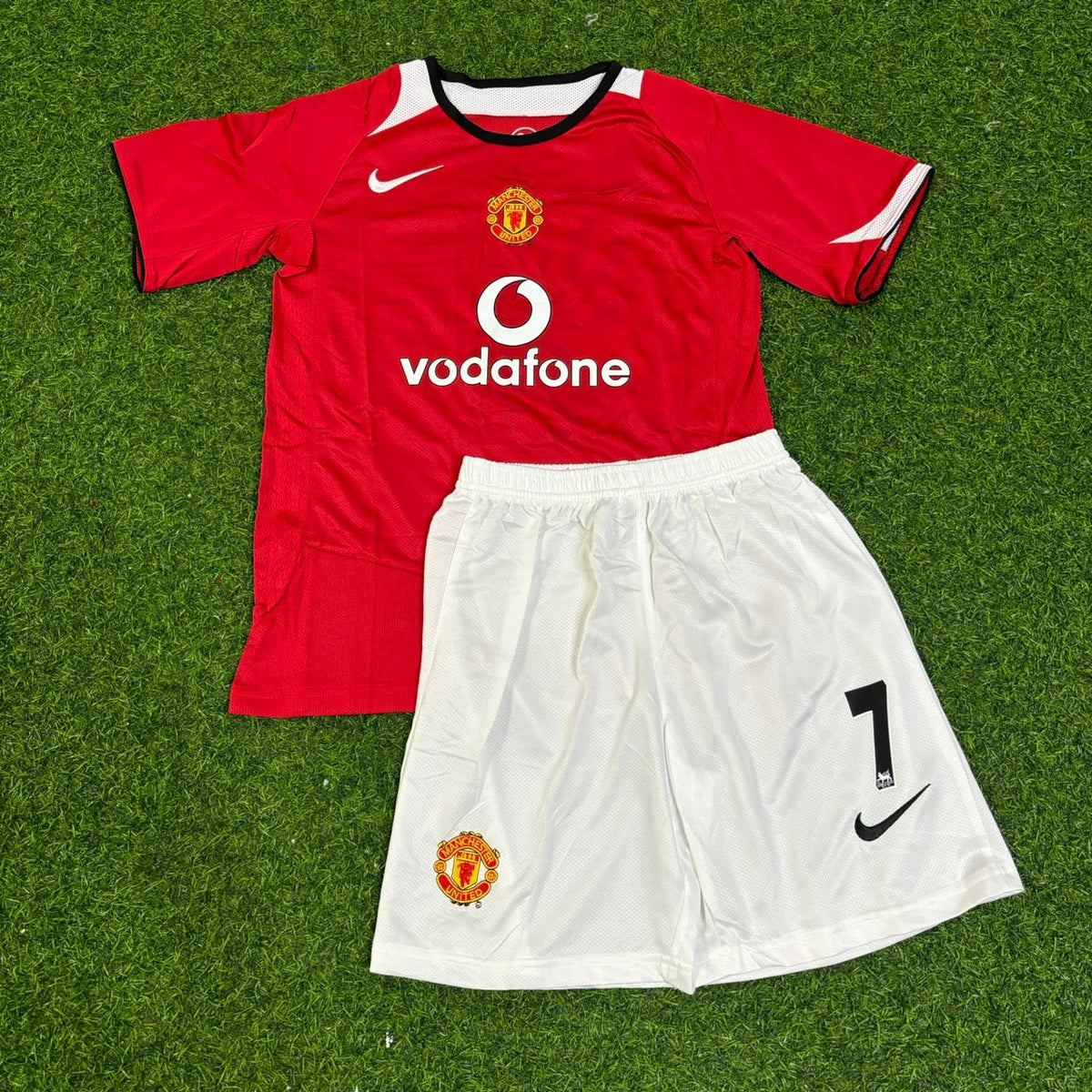 Cristiano Ronaldo Manchester United 2005/06 Retro KIDS Football Jersey Maillot Maglia Soccer Shirt