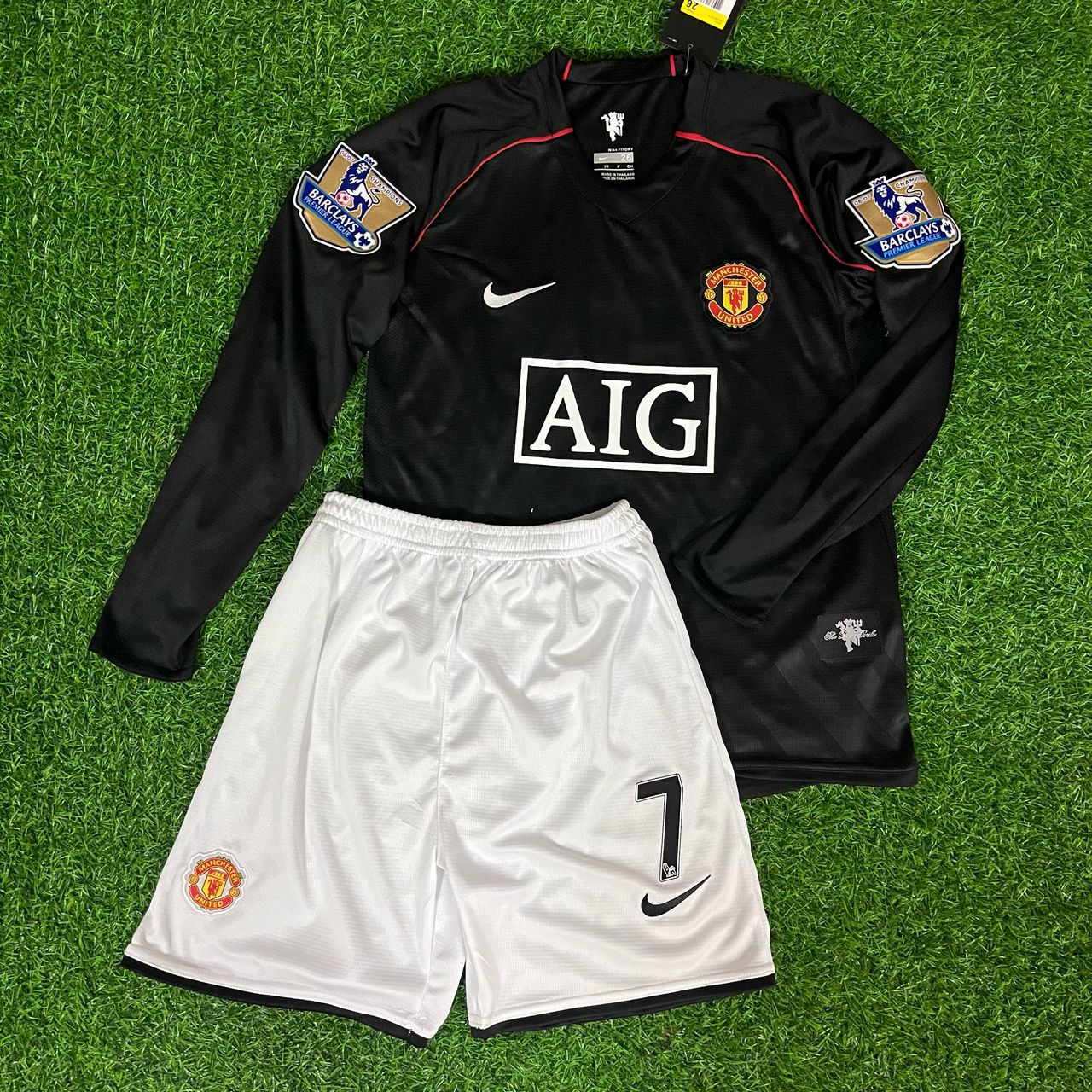 Cristiano Ronaldo 7 Manchester United 2007–2008 Schwarzes Kinder-Kit-Jersey Trikot Maillot KinderTrikot Fußball-Shirt