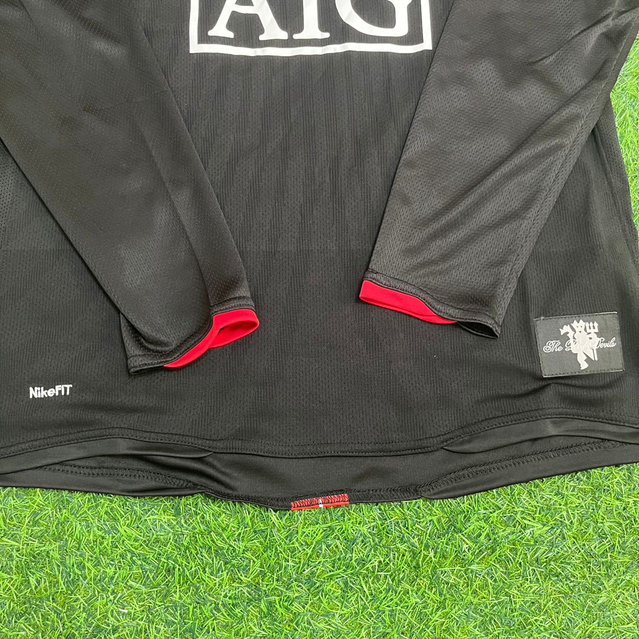 Manchester United 2007/2008 Champions League Patch Black Retro Football Jersey Kit