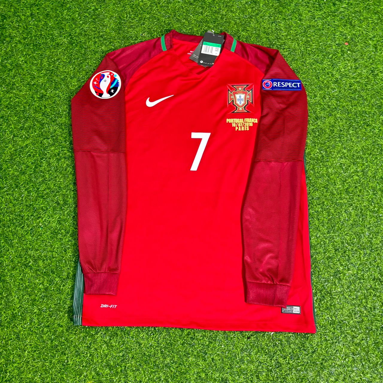 Cristiano Ronaldo Portugal EURO 2016 Final Long Sleeve Retro Football Jersey
