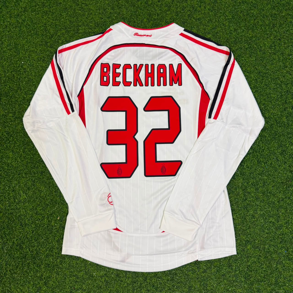 David Beckham #32 AC Milan Away White Long Sleeve Retro Jersey