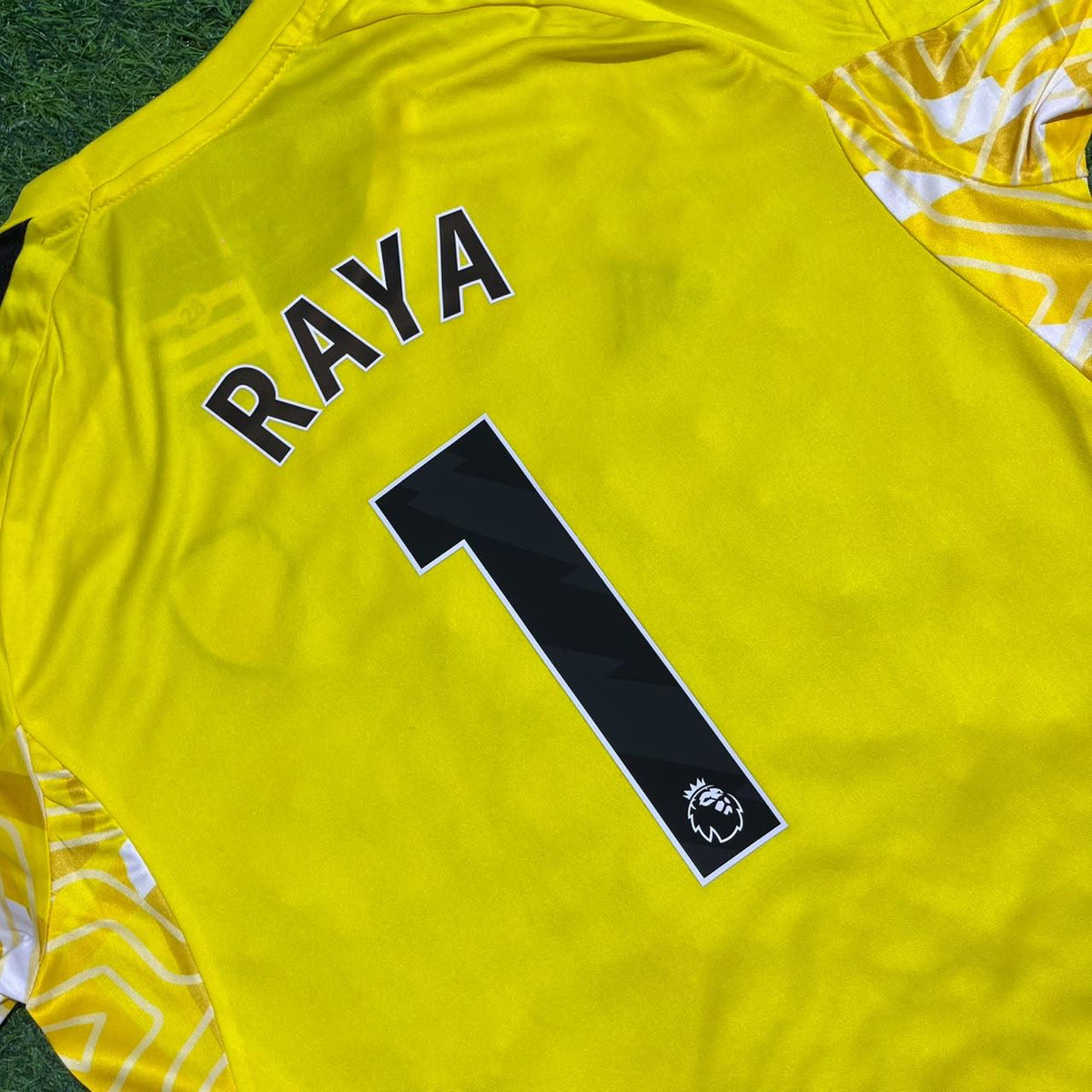 David Raya Arsenal 2026/2027 New Season Away Yellow Goalkeeper Jersey Kit Soccer Trikot Maillot Maglia