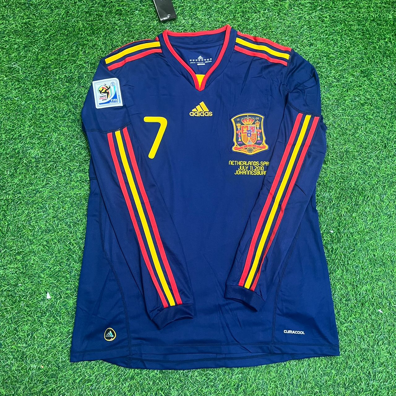 David Villa - Spain Away 2010 World Cup Final Retro Jersey Trikot