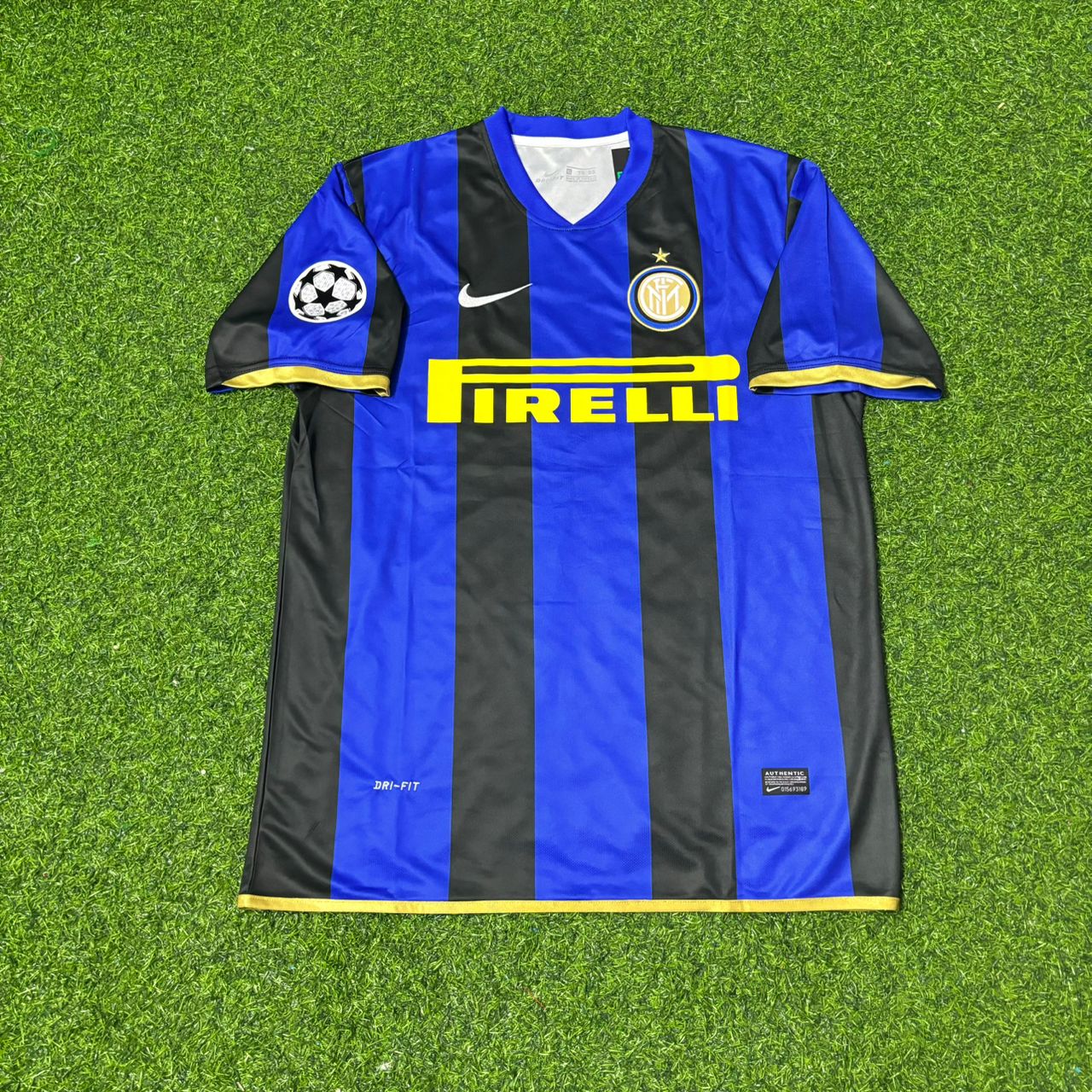 Maillot de football rétro Dejan Stanković #5 Inter Milan 2008-09