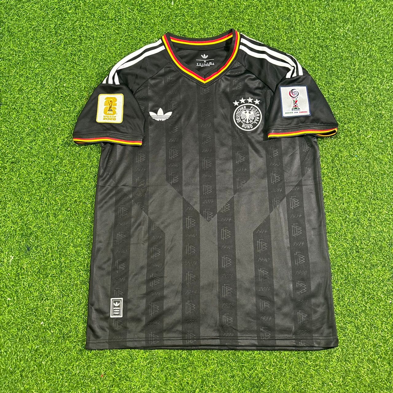 Deutschland 2026 WM Schwarzes Stil Fußballtrikot