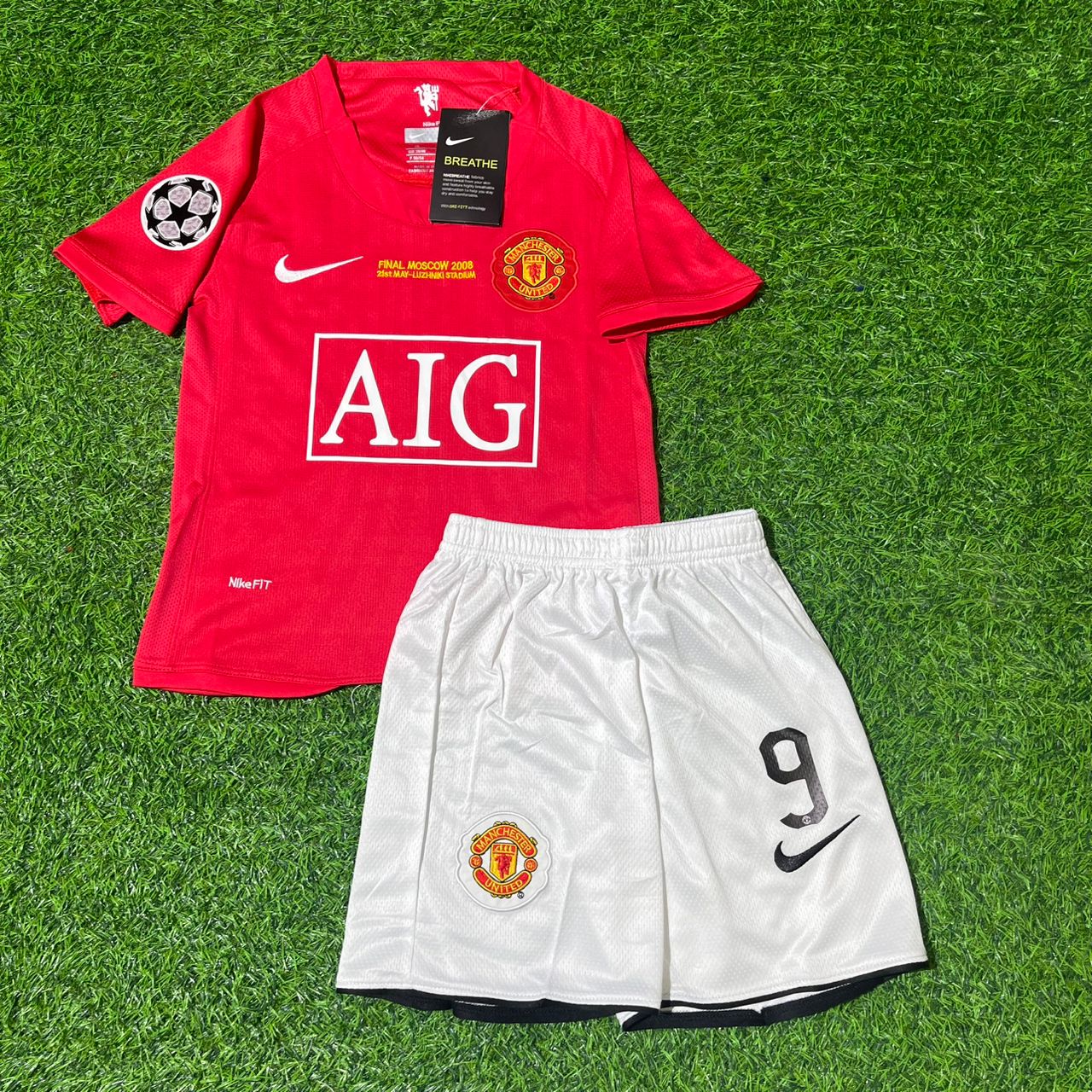 Dimitar Berbatov Manchester United 2008 Kids Retro Home Football Jersey