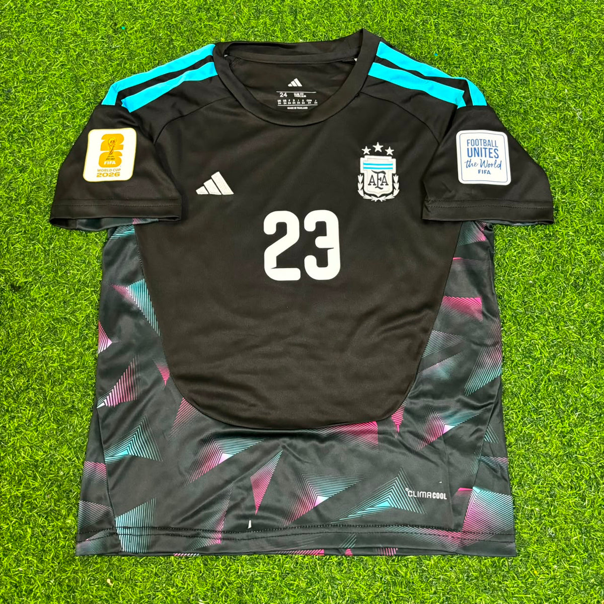 Emiliano Martinez Argentina Goalkeeper 2026 World Cup Football Jersey Kit