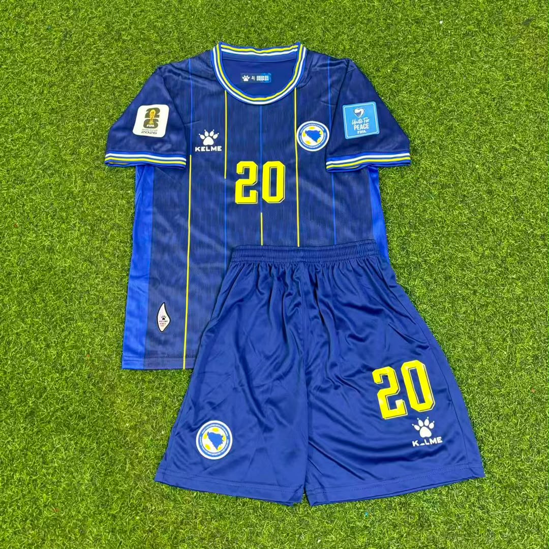 Maillot de football bleu foncé Esmir Bajraktarević Bosnie-Herzégovine Coupe du monde 2026