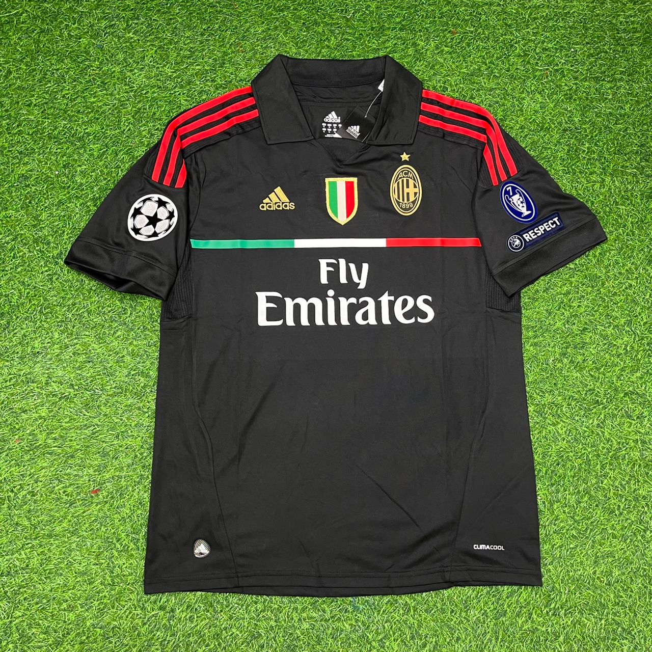 Filippo Inzaghi 9 - Milan Third Kit 2011/12 Retro Kit Jersey Maillot Trikot Soccer Shirt