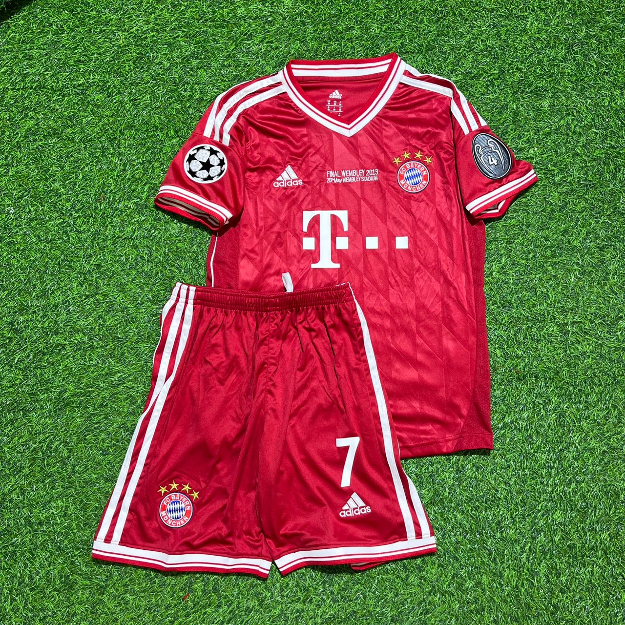 Franck Ribéry #7 Bayern Munich 2013 Champions League Final Kids Retro Kit