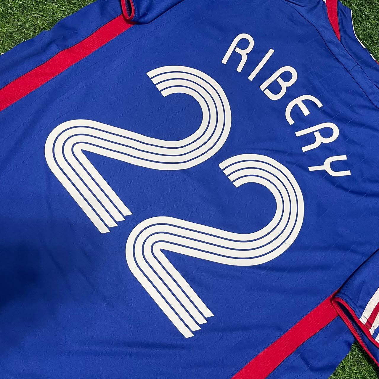 Franck Ribéry Frankreich WM 2006 Blaues Retro-Trikot – | Trikot | Maillot Fußballtrikot