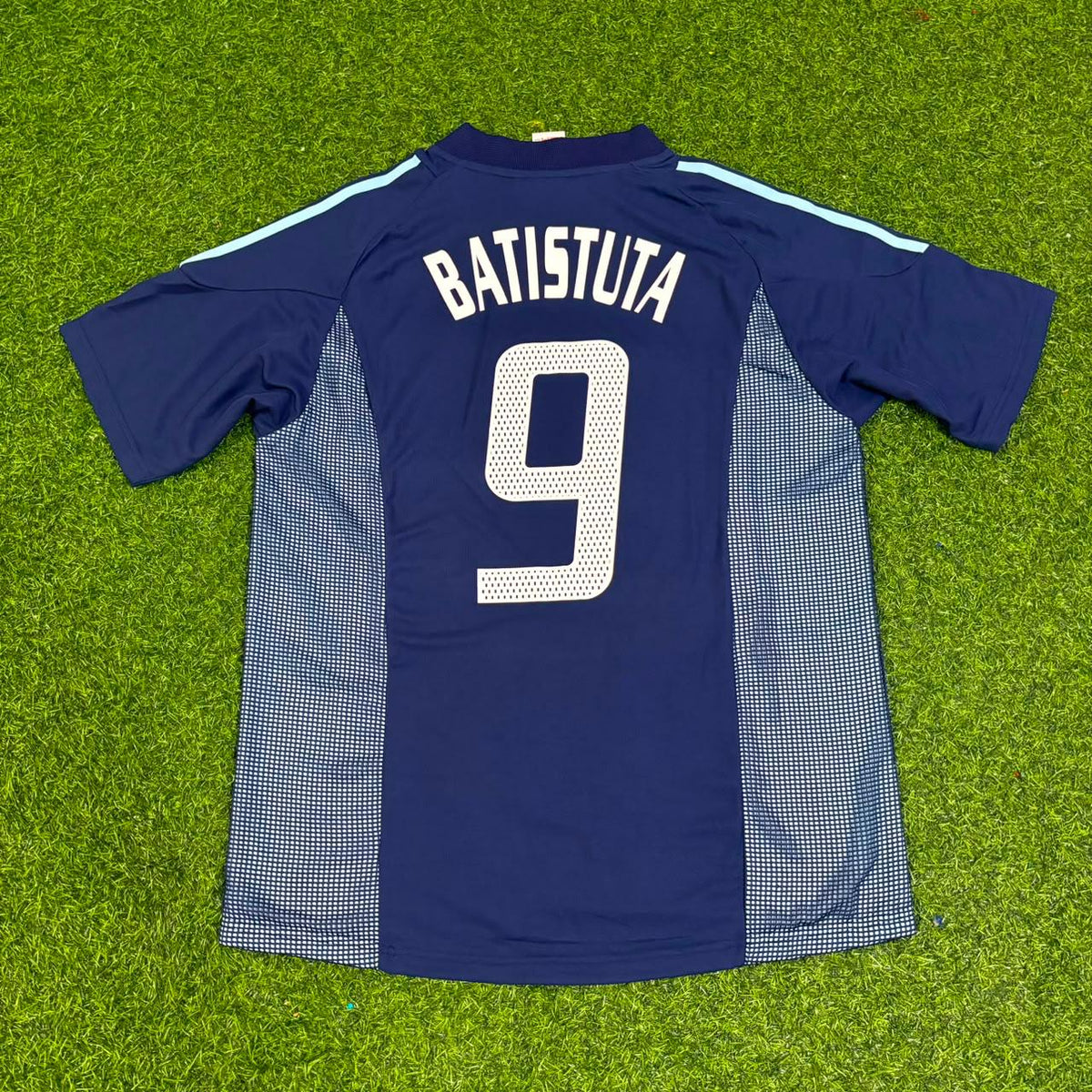 Gabriel Batistuta Argentina 2002/2004 Season Blue Retro Football Jersey