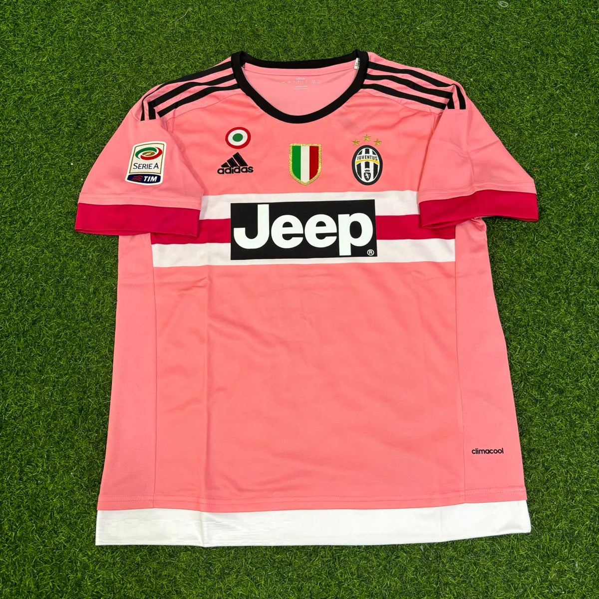 Giorgio Chiellini Juventus Retro Pink 2015-2016 Jersey Trikot