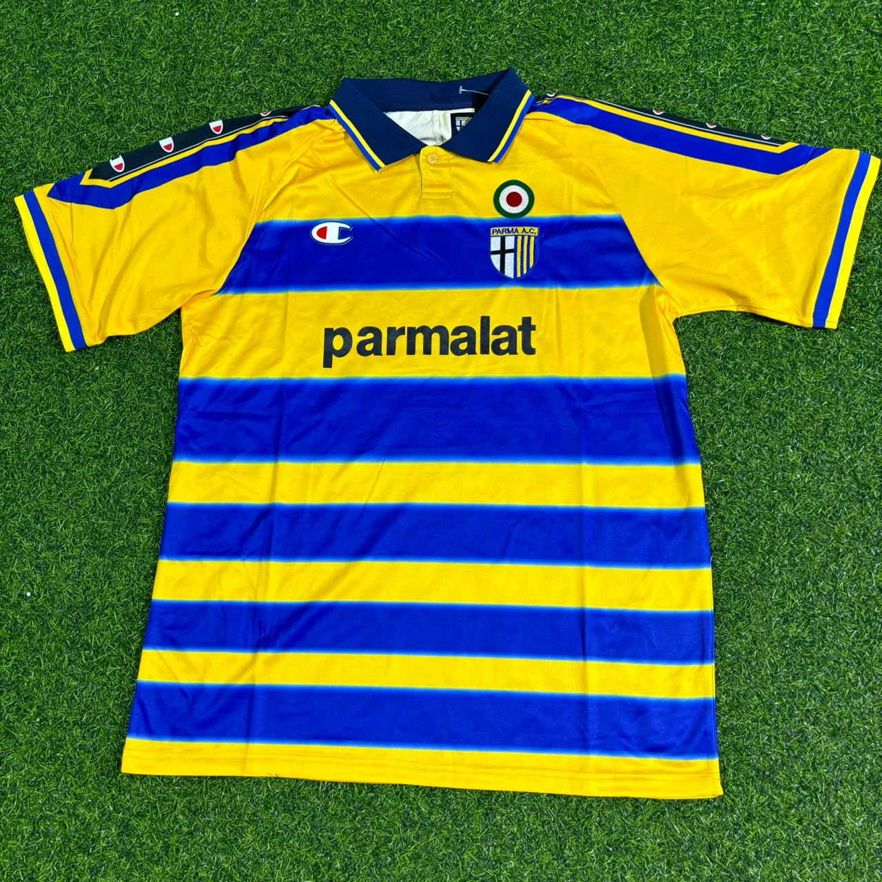Hernan Crespo Parma 1999-2000 Retro Football Jersey