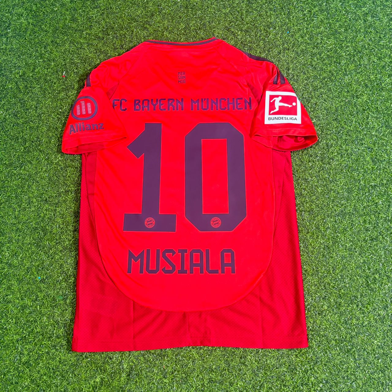 Jamal Musiala Bayern München Red Football Jersey