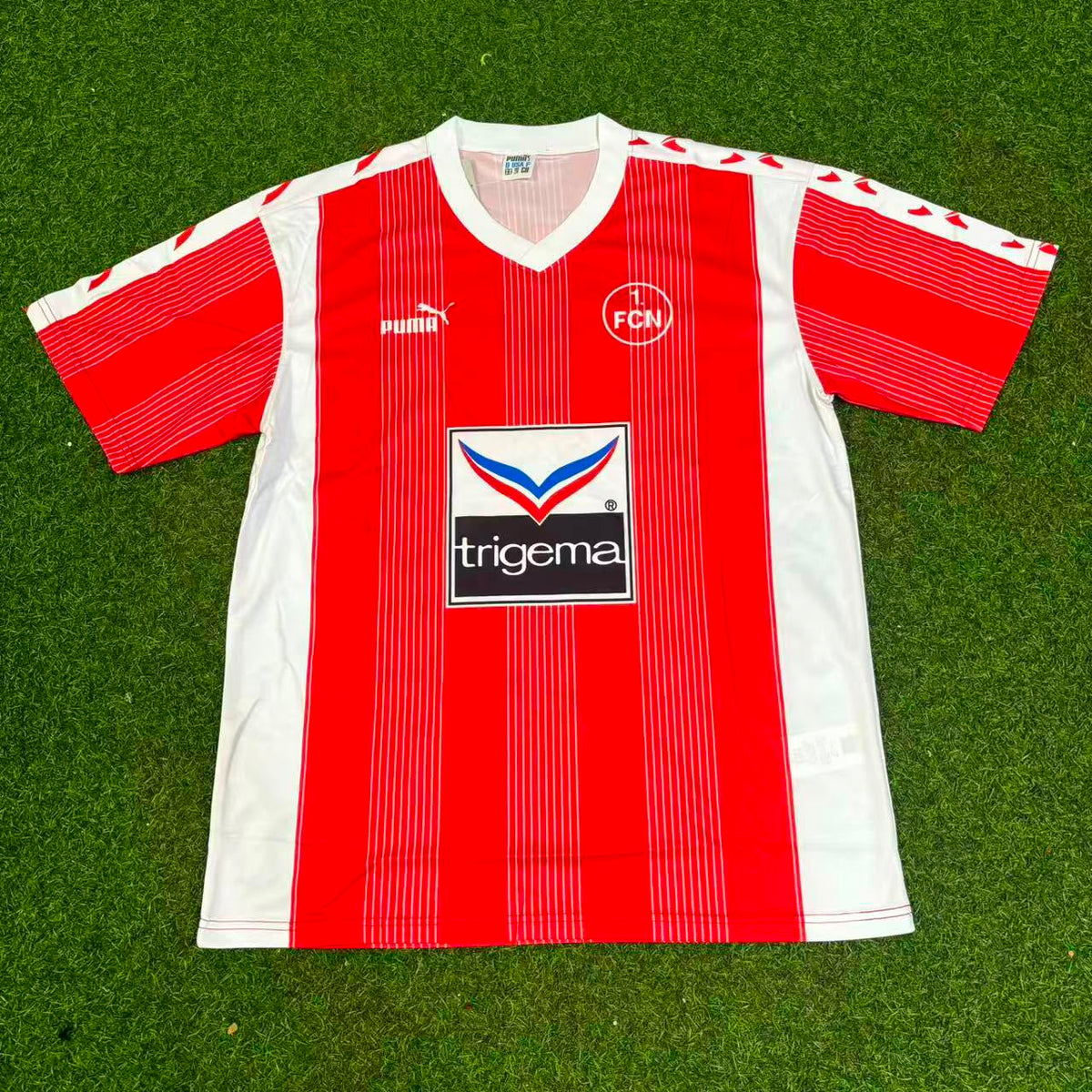 Javier Pinola 1. FC Nürnberg Heim Retro Fußballtrikot