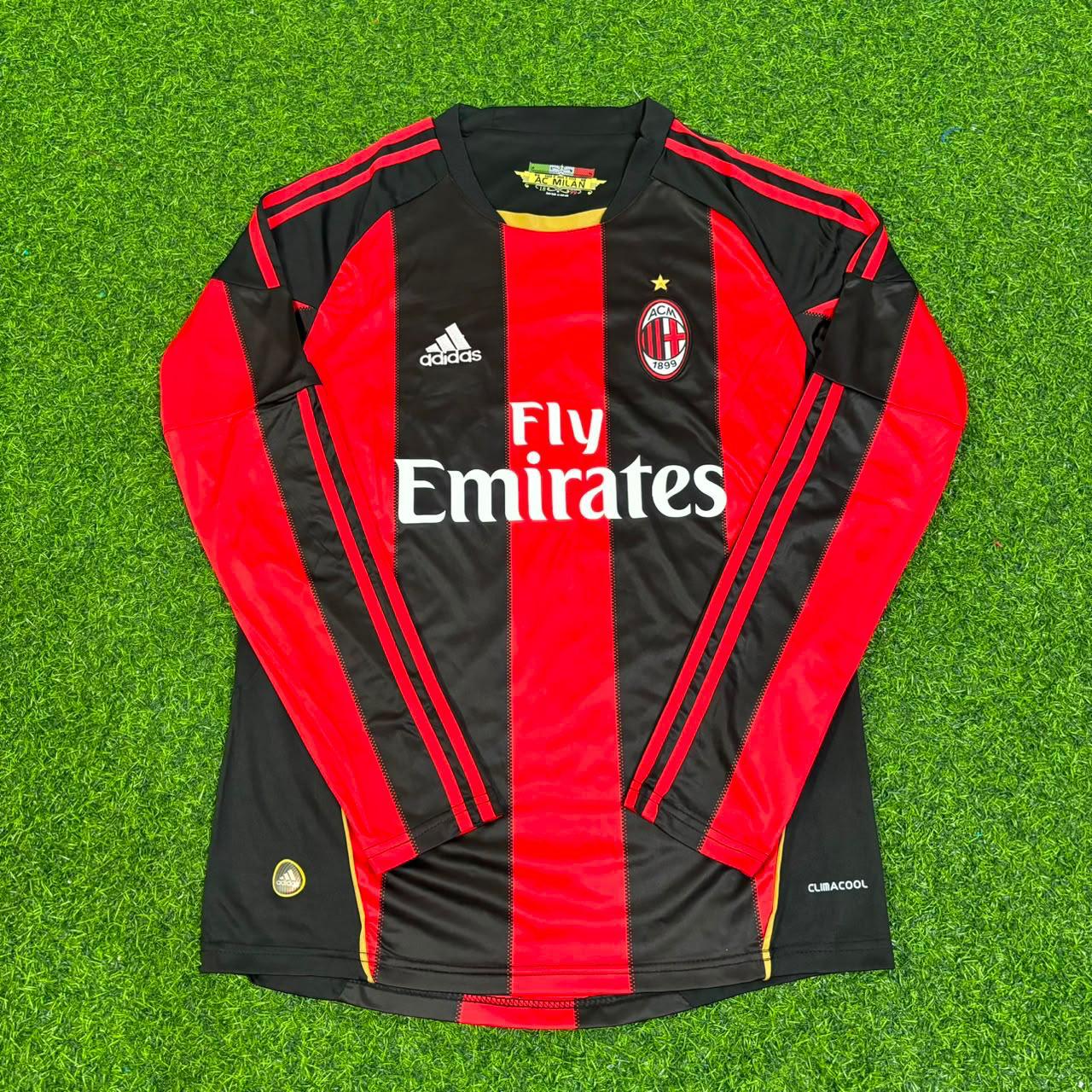 Kevin-Prince Boateng AC Milan 2010-2011 Home Log Sleeve Retro Football Jersey