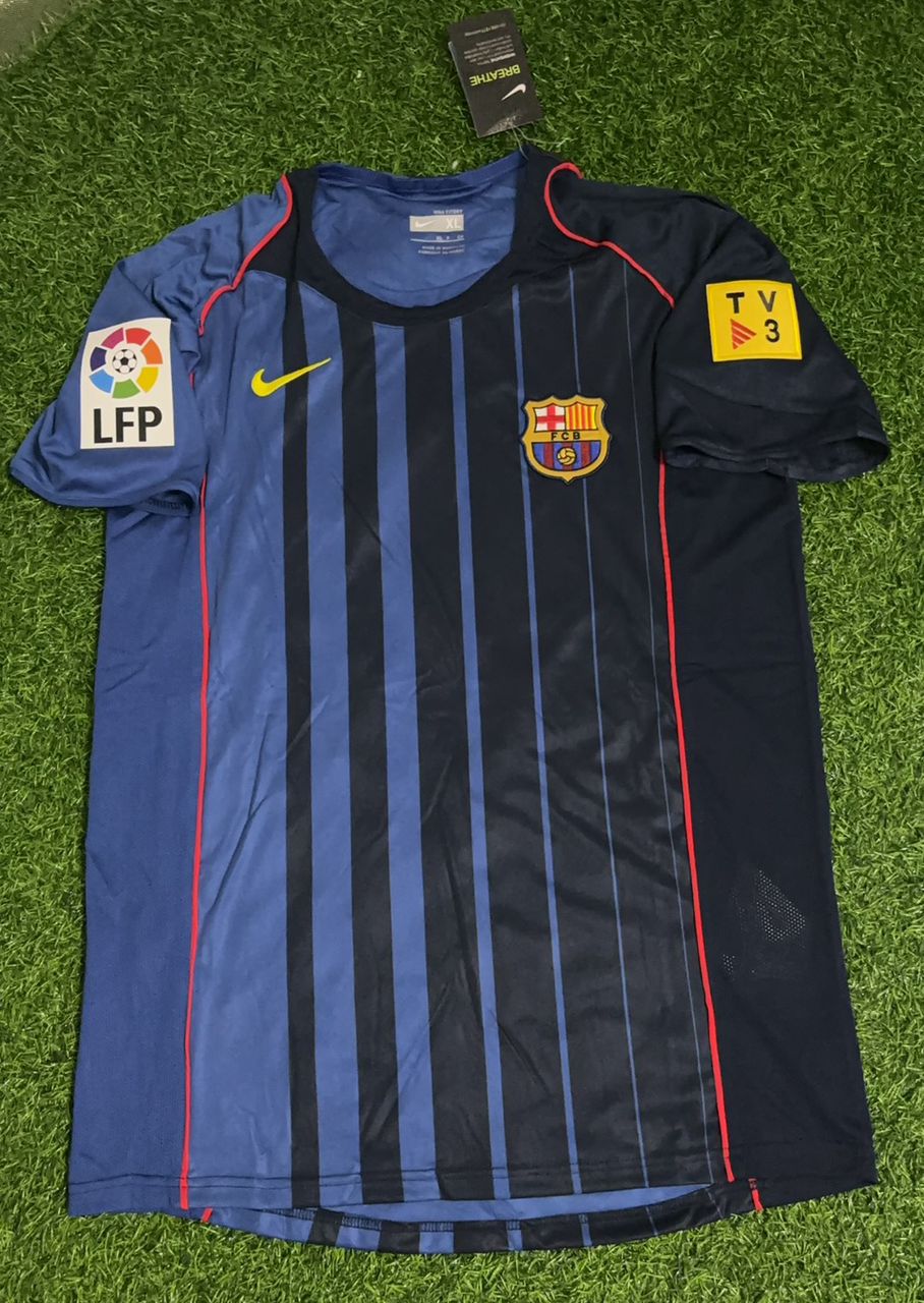 Lionel Messi Barcelona 2004-05 Debut Retro Football Jersey Kit