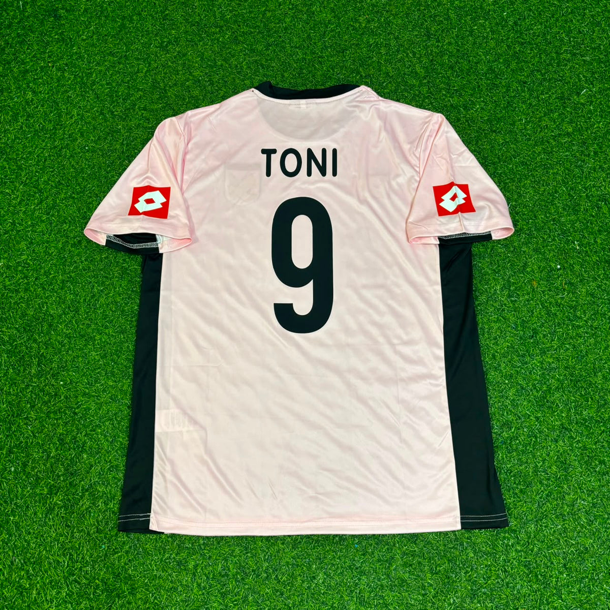 Luca Toni Palermo FC 2003-2004 Pink Retro Football Jersey