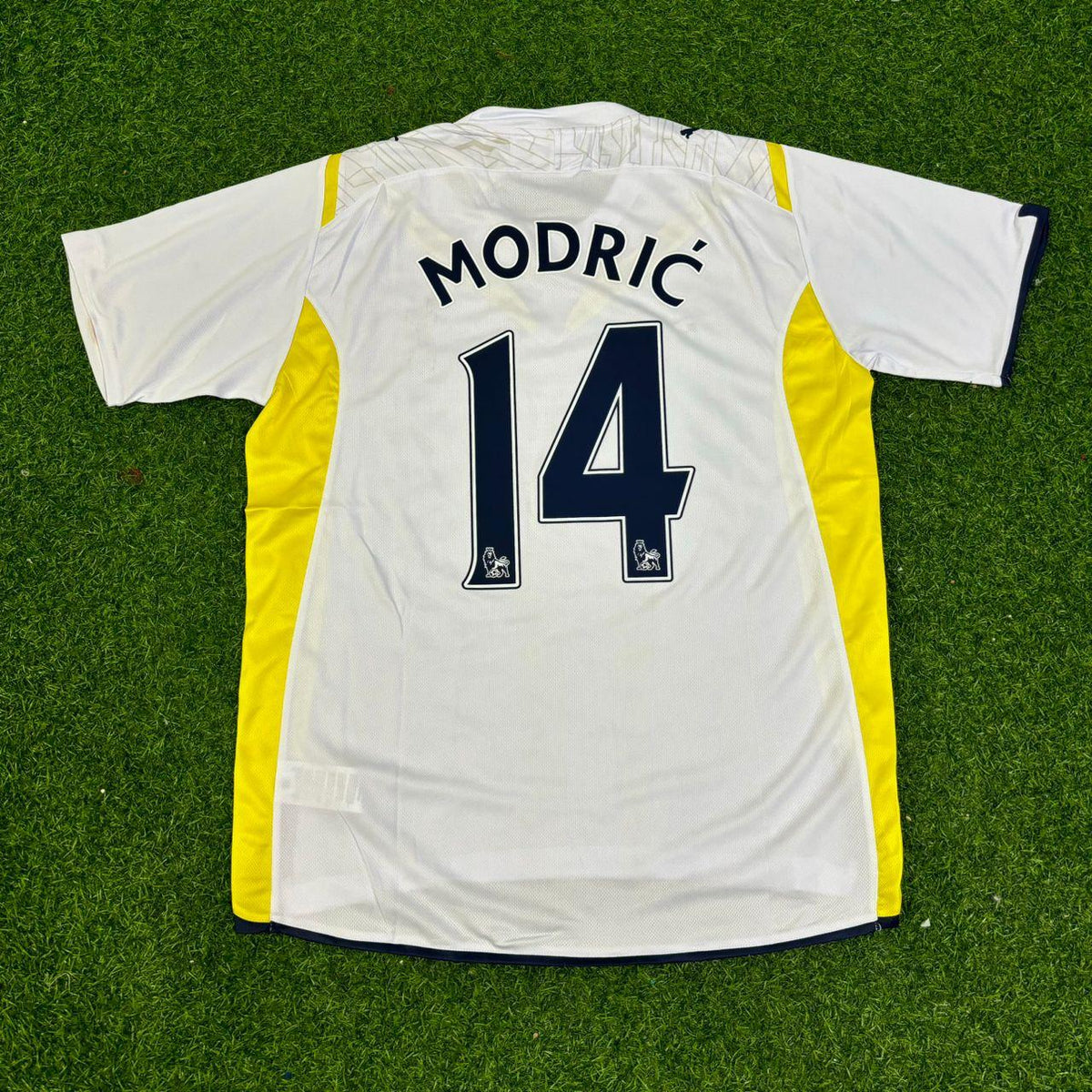 Luka Modrić #14 Tottenham 2009–2010 Wit Retro Voetbalshirt Tenue