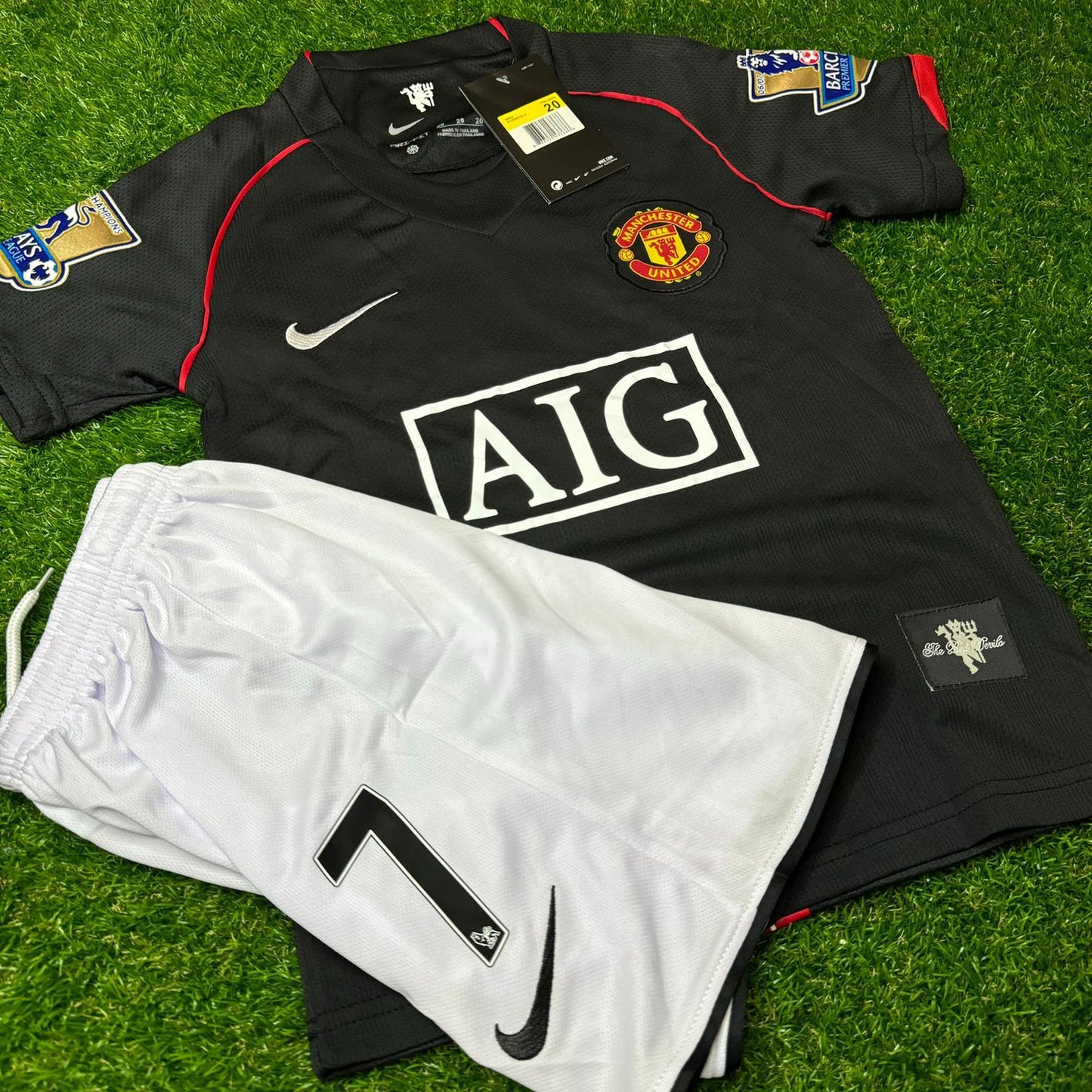 Cristiano Ronaldo Manchester United 07/08 Schwarzes Kindertrikot für Kinder – | KinderTrikot | Maillot Enfant Soccer Shirt