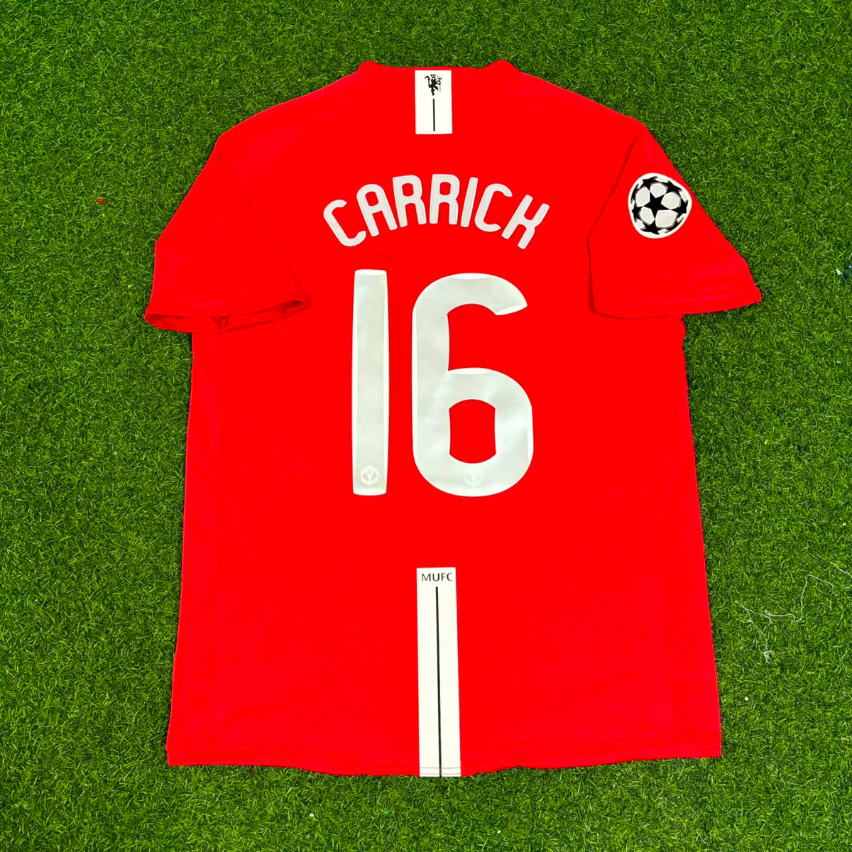 Michael Carrick Manchester United Champions League Final Moscow 2008 Retro Red Football Shirt