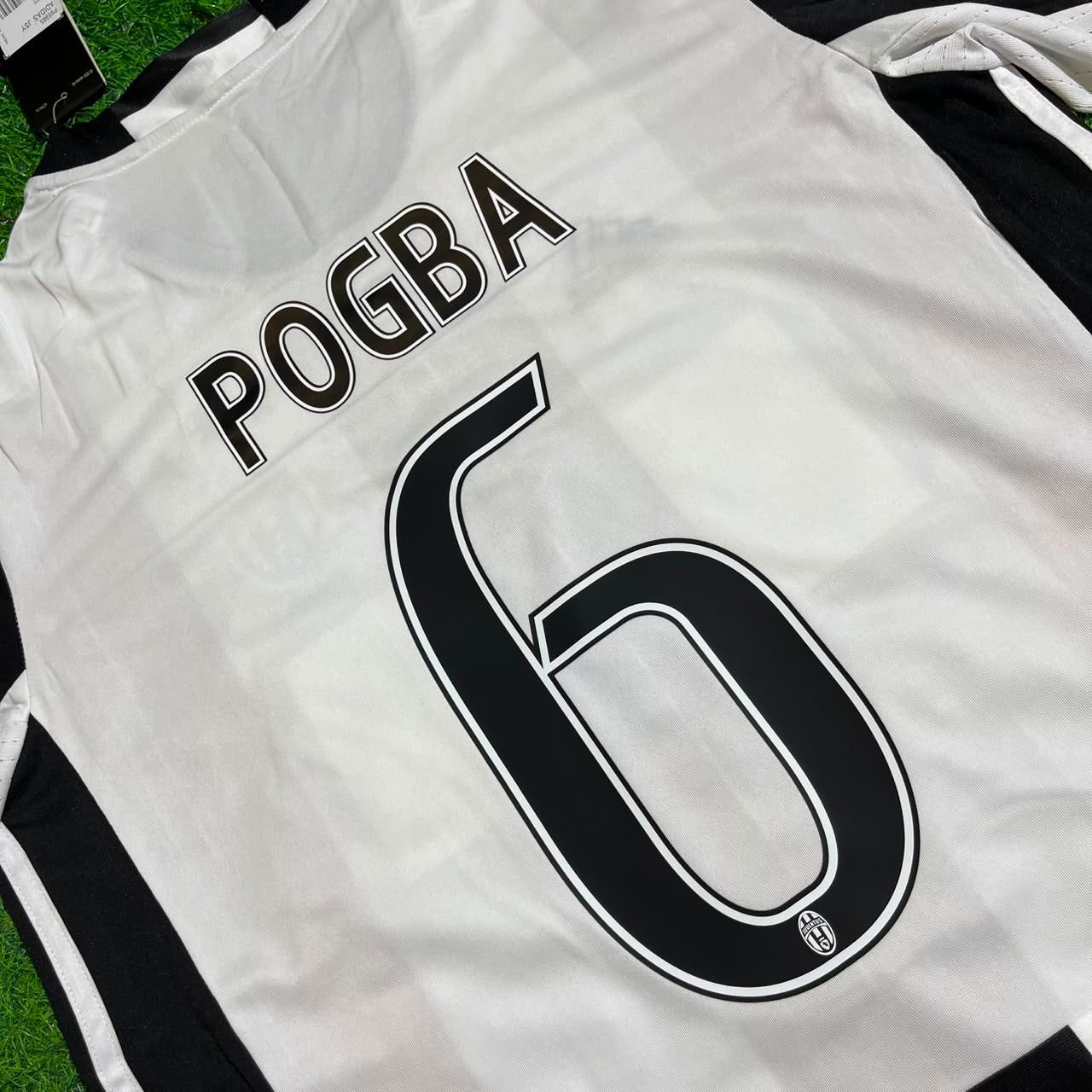 Paul Pogba Juventus 2016-2017 Home Retro Football Jersey Kit