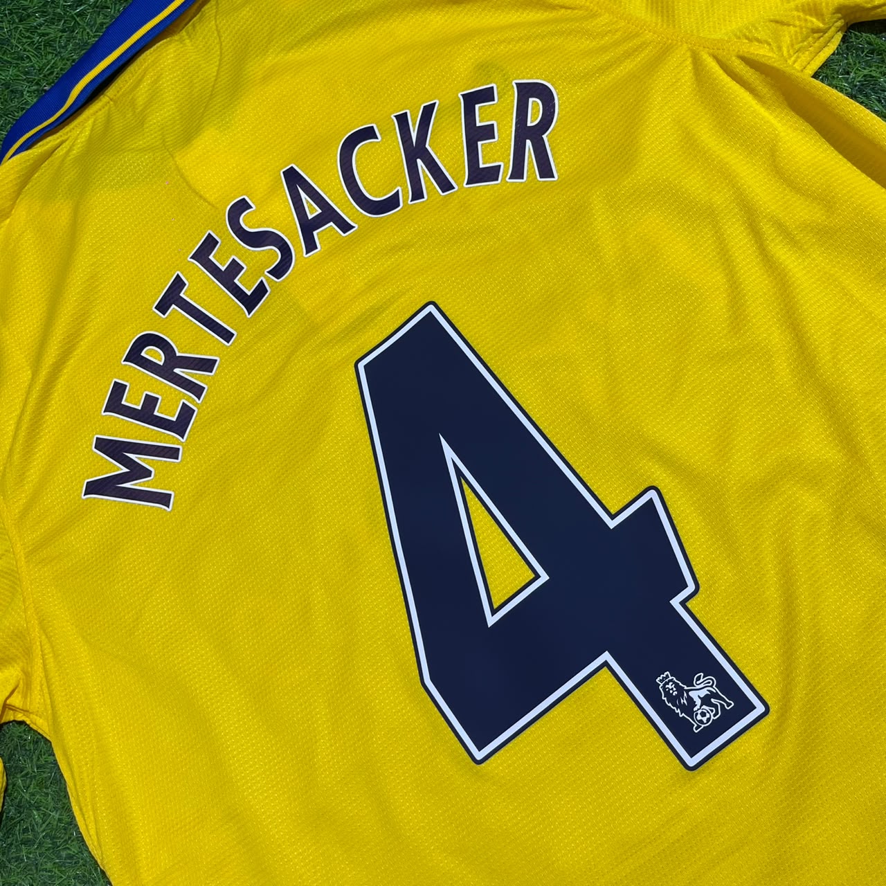 Per Mertesacker – Arsenal 2013/2014 Yellow Retro Kit Jersey Trikot Maillot Soccer Shirt
